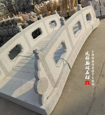 四川花岗岩芝麻灰镂空河道桥石栏杆