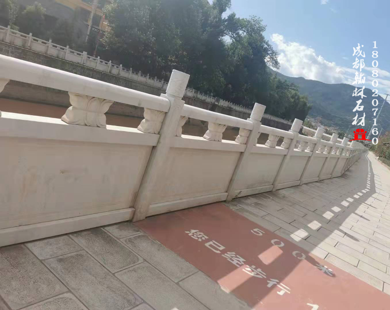 云南大理州花岗石芝麻白灰河提栏杆