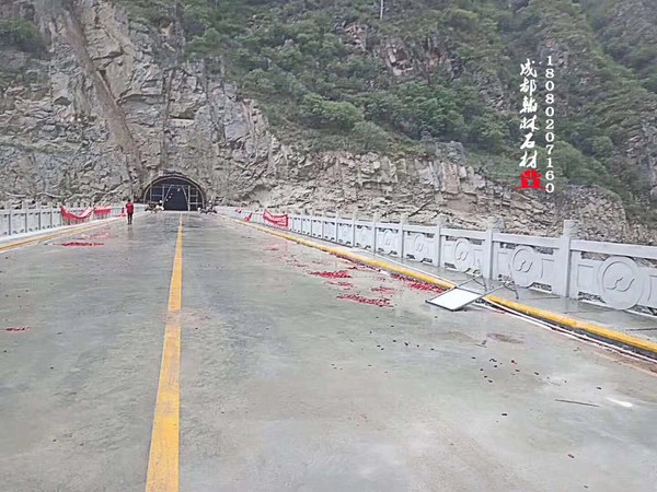 甘孜州工地定制青石桥栏杆效果图