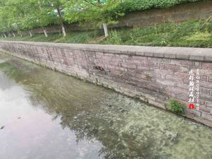 四川红砂石河提堡坎